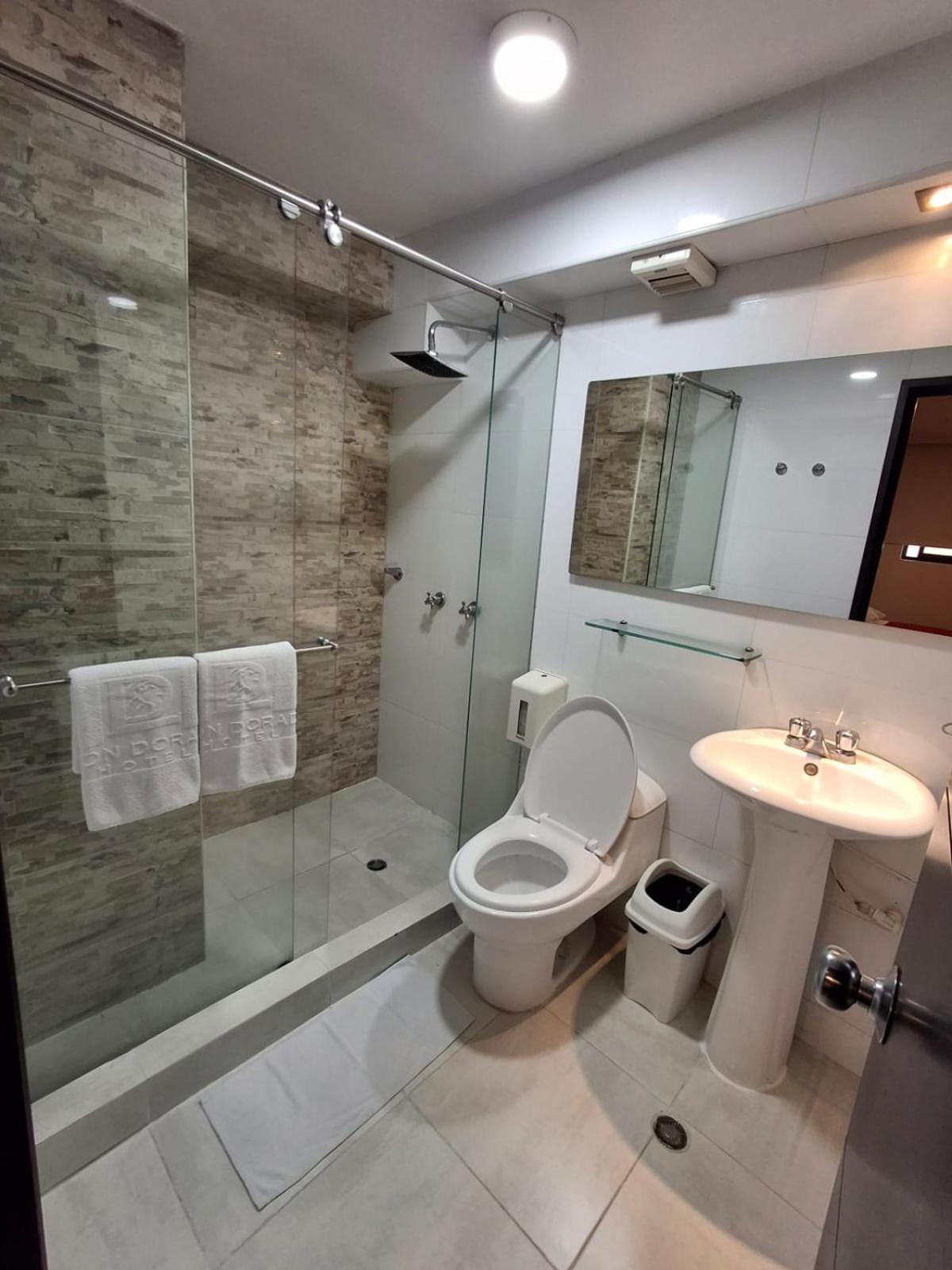 Hotel Leon Dorado Bucaramanga Zewnętrze zdjęcie